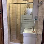 Two-bedroom Vintage Location * Burgasz